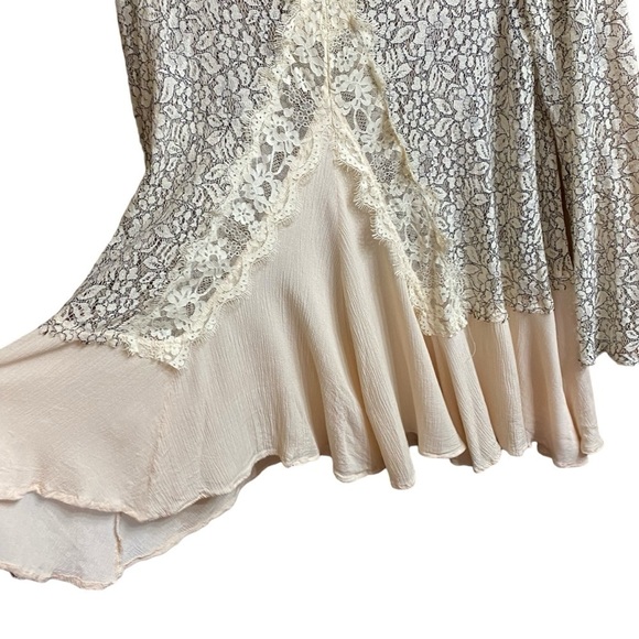 Jodifl White Black Sexy Lace Cutout Vneck Tunic Dress Size Large - Picture 5 of 7